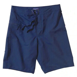 Patagonia Men’s Wavefarer Board Shorts in Blue